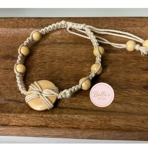 Beige Wooden Bead Bracelet